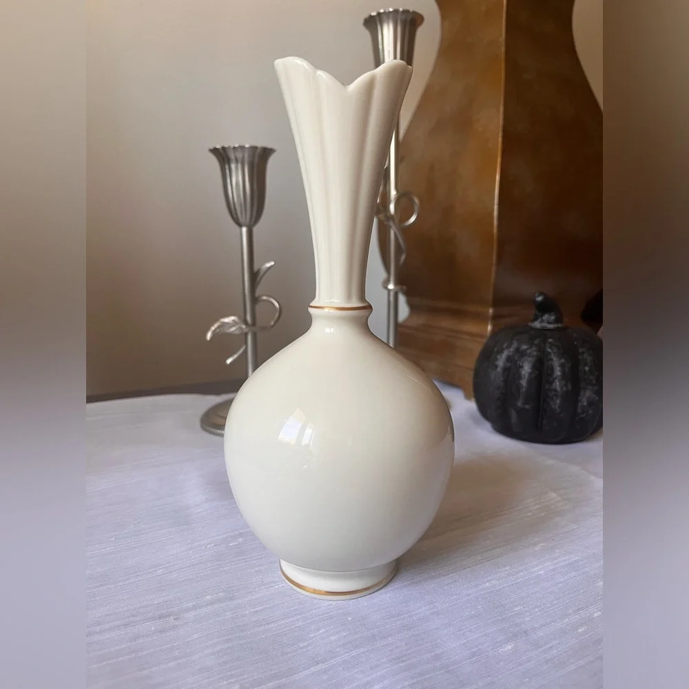Vintage Lenox Porcelain Bud Vase Cream Beige off White w Gold Accents